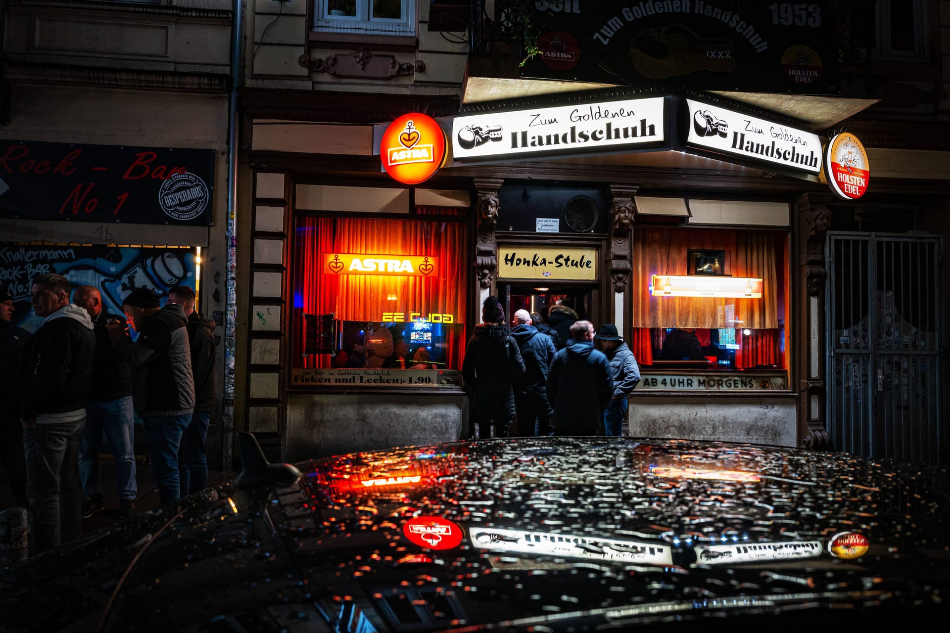 Die Kneipe "Zum Goldenen Handschuh"auf dem Hamburger Berg im Stadtteil St. Pauli.