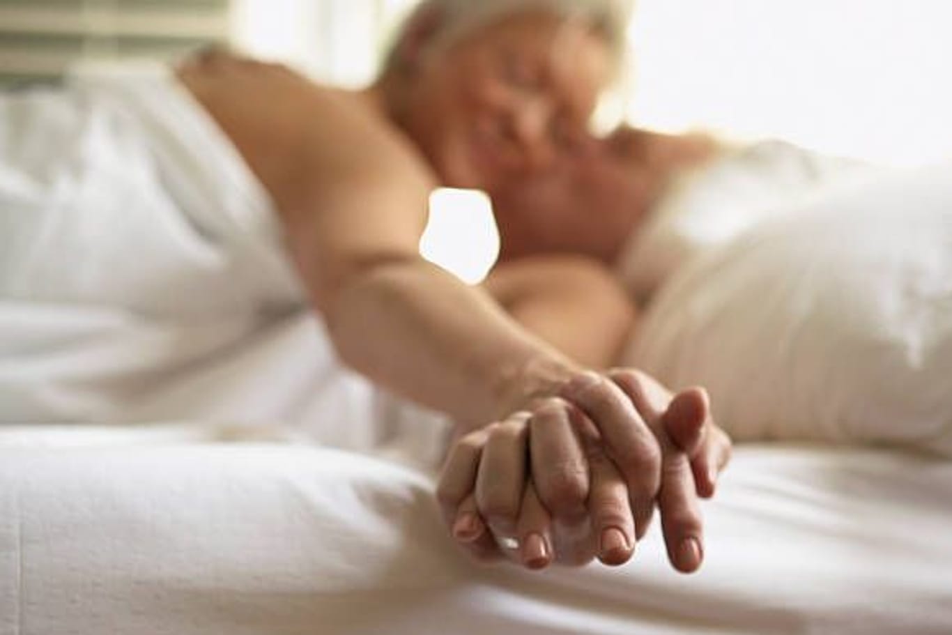 Auch ältere Menschen erkranken: Geschlechtskrankheiten kommen häufig vor – so häufig, dass viele im Laufe ihres Lebens mindestens einmal davon betroffen sind.