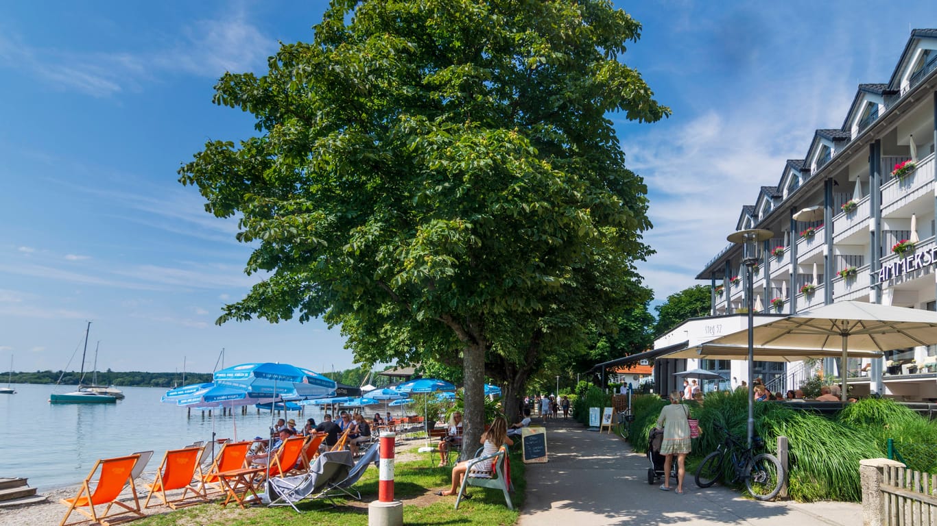 Der Ammersee: Mit zehn Kilometer gibt es dort die längste Seepromenade Deutschlands.
