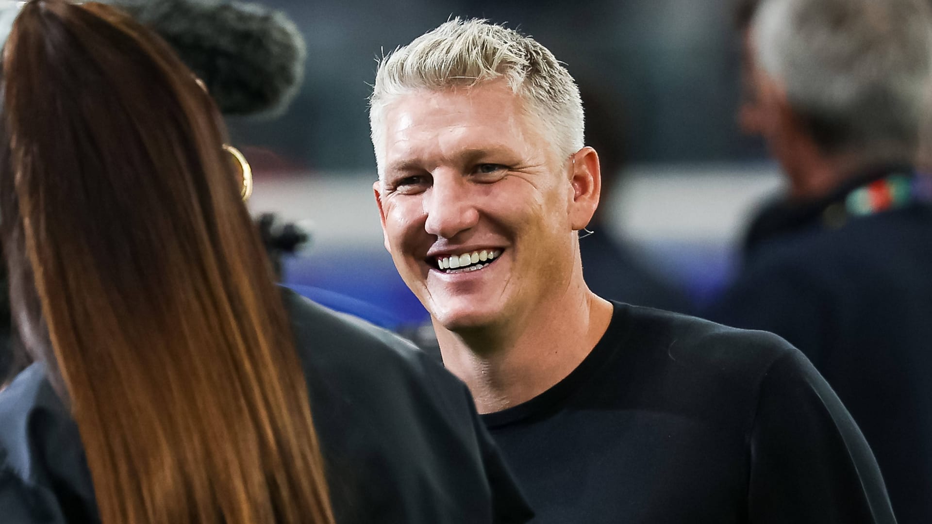 Bastian Schweinsteiger kommentiert bei der EM für die ARD.