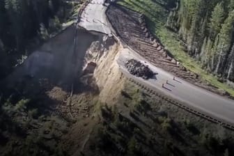 Teil von Bergpass in Wyoming eingestürzt
