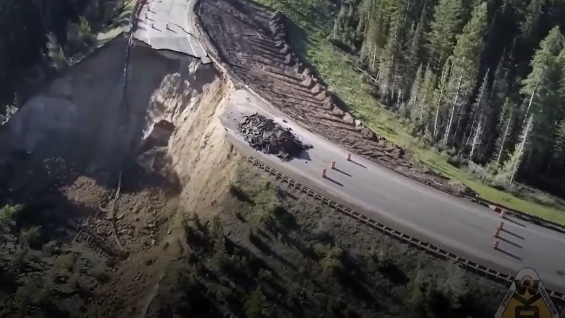 Teil von Bergpass in Wyoming eingestürzt