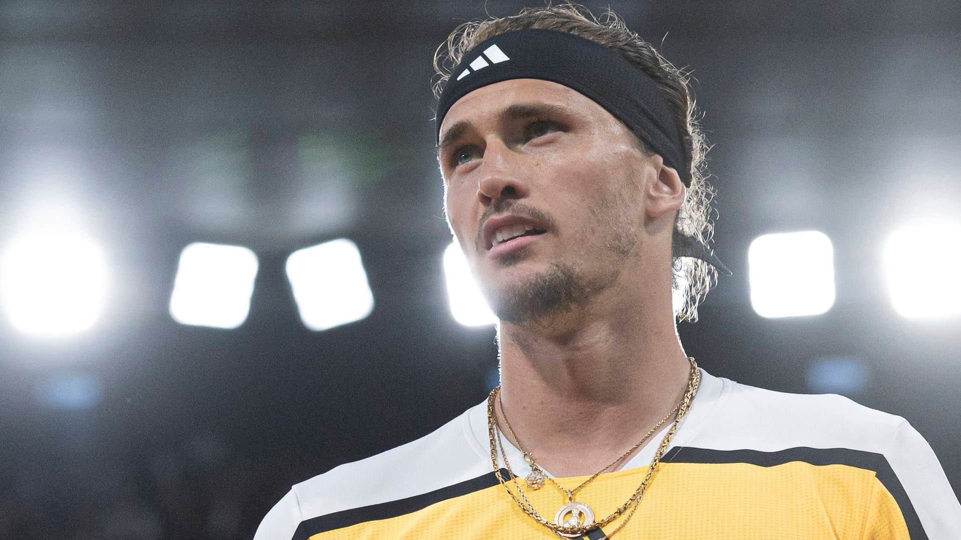 Alexander Zverev: Der Tennisstar darf sich über die Einstellung eines Gerichtsverfahrens freuen.