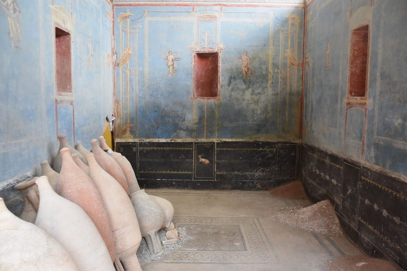 Raum mit blauen Wänden in Pompeji