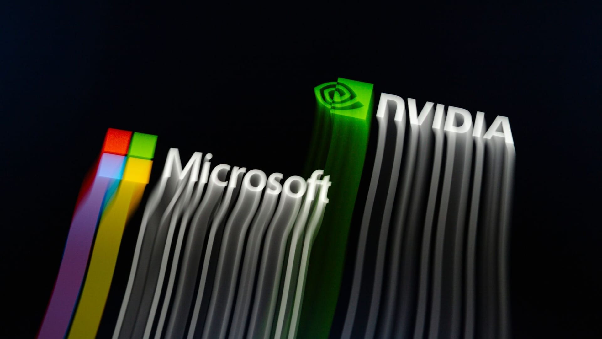 Logos von Microsoft und Nvidia