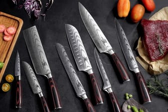 Küchenkompane bietet exklusiv bei t-online zwei asiatische Messersets mit doppeltem Rabatt an.