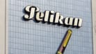 Werbung für Pelikan-Füller (Archivbild): Das Unternehmen wurde vor 186 Jahren in Hannover gegründet.
