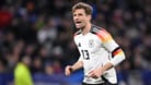 Vorletzter Test vor der EM: Thomas Müller und die DFB-Elf treffen auf die Ukraine.