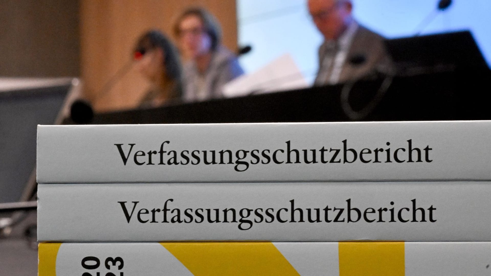 Vorstellung des Verfassungsschutzberichts Vorstellung des Verfassungsschutzberichts