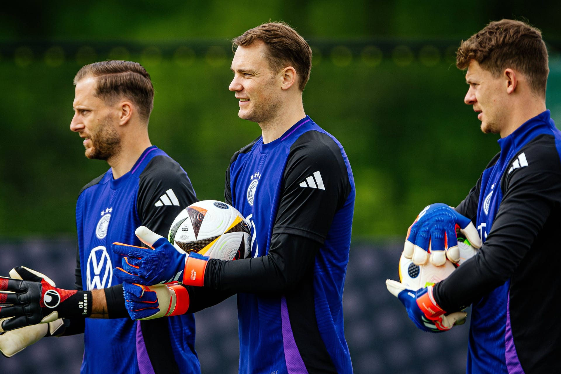 Oliver Baumann, Manuel Neuer und Alexander Nübel (v. l. n. r.): Für einen der drei ist die EM offenbar vorbei, bevor sie überhaupt angefangen hat.