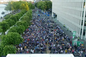 Public Viewing am Konrad-Adenauer-Ufer in Köln beim EM-Spiel Schottland-Schweiz