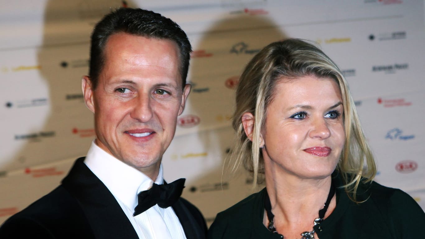 Formel-1-Rennfahrer Michael Schumacher und seine Frau Corinna, 2012 (Archivbild): Nun gab es einen Erpressungsversuch gegen die Familie.