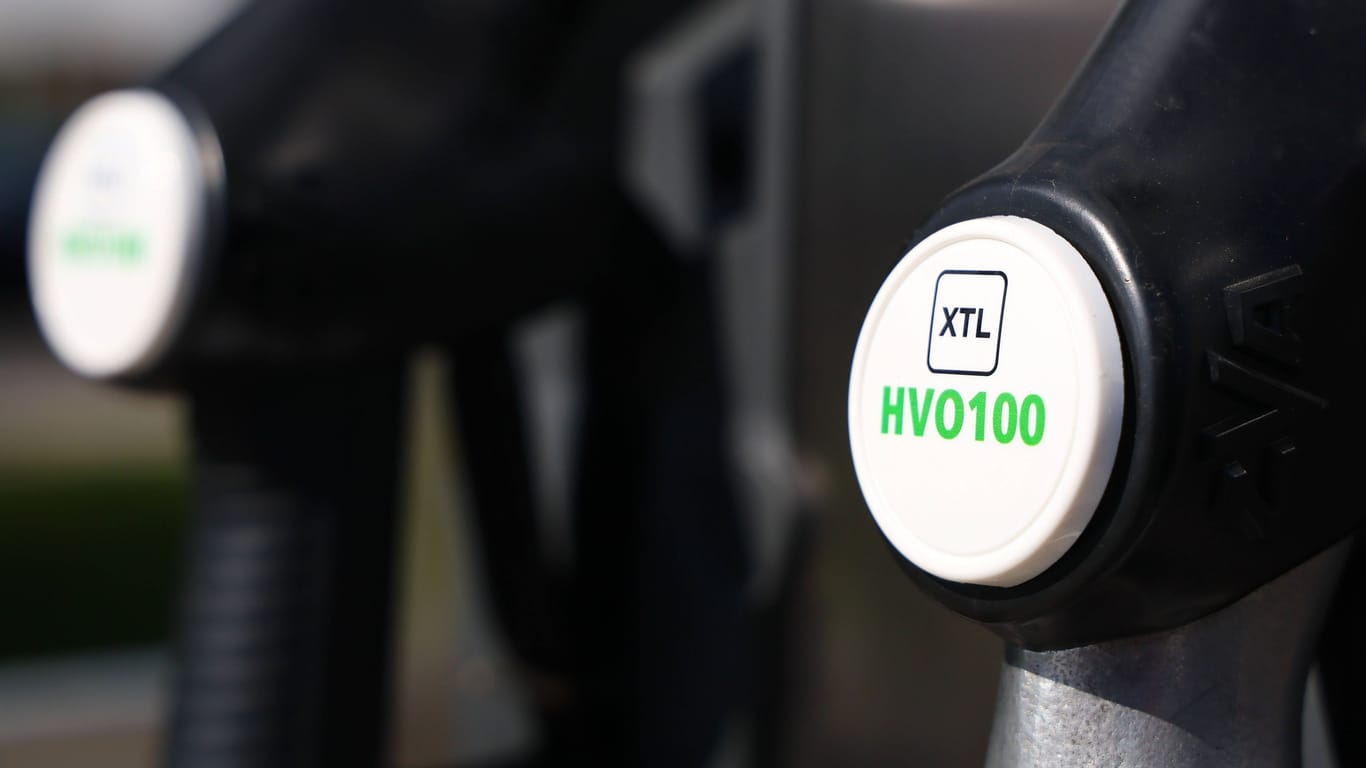 Saubere Sache: HVO100 kann die CO2-Emissionen um bis zu 90 Prozent reduzieren. Aber zu welchem Preis?