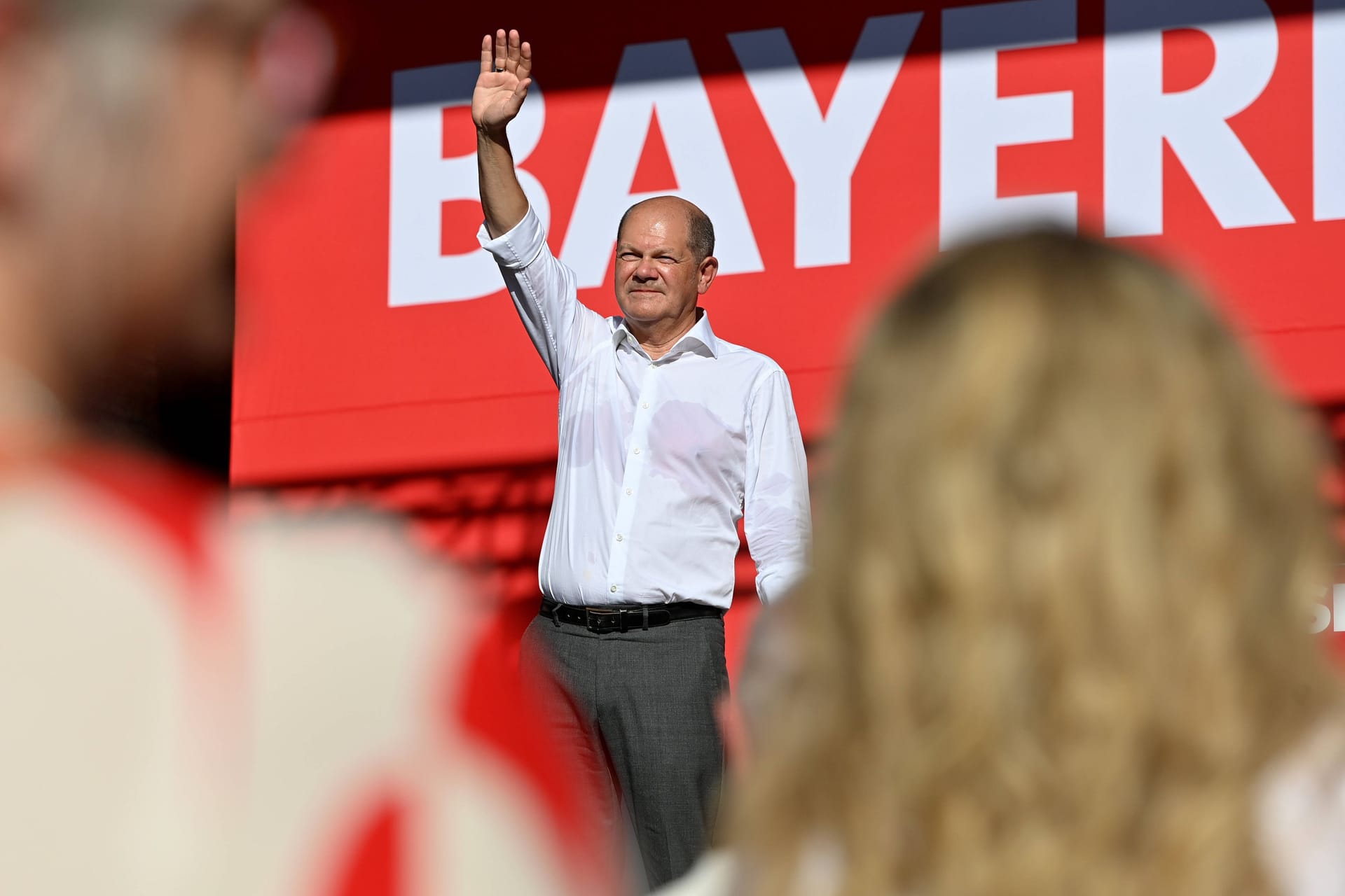 Olaf Scholz bei einem Auftritt in München im vergangenen Jahr (Archivbild): Am Montag steht für den Kanzler ein straffes Programm an.