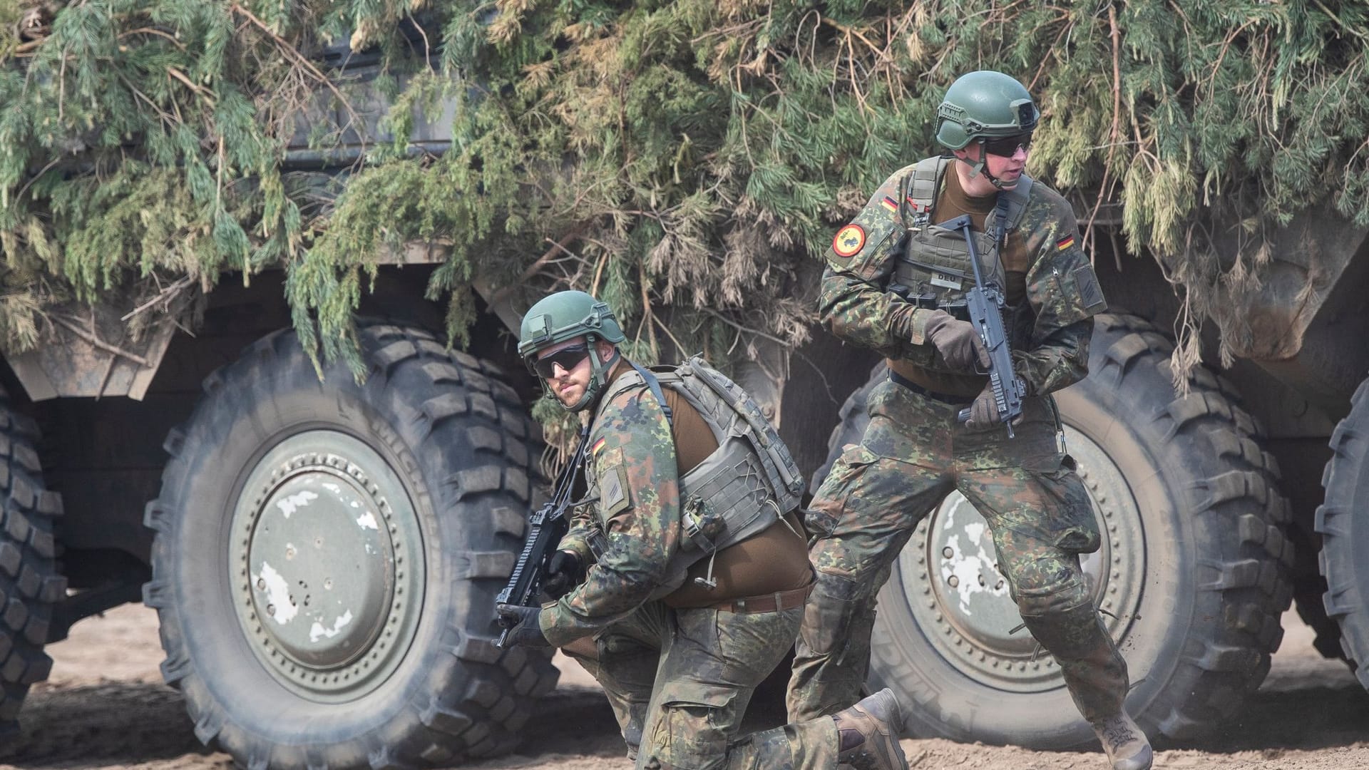 Deutsche Soldaten nehmen an dem Abschluss der Nato-Übung Quadriga 2024 teil, die im Rahmen des Nato-Manövers Steadfast Defender stand.