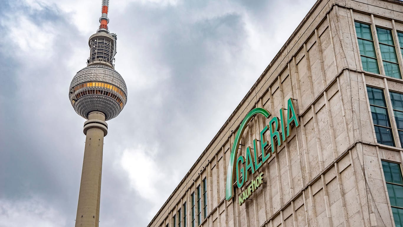 2024 , Berlin / Mitte : Galeria Kaufhof am Alexanderplatz