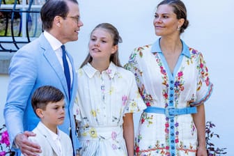 Victoria and Daniel mit den Kindern Estelle und Oscar: Die Familie feierte jetzt gemeinsam den Geburtstag der Kronprinzessin.