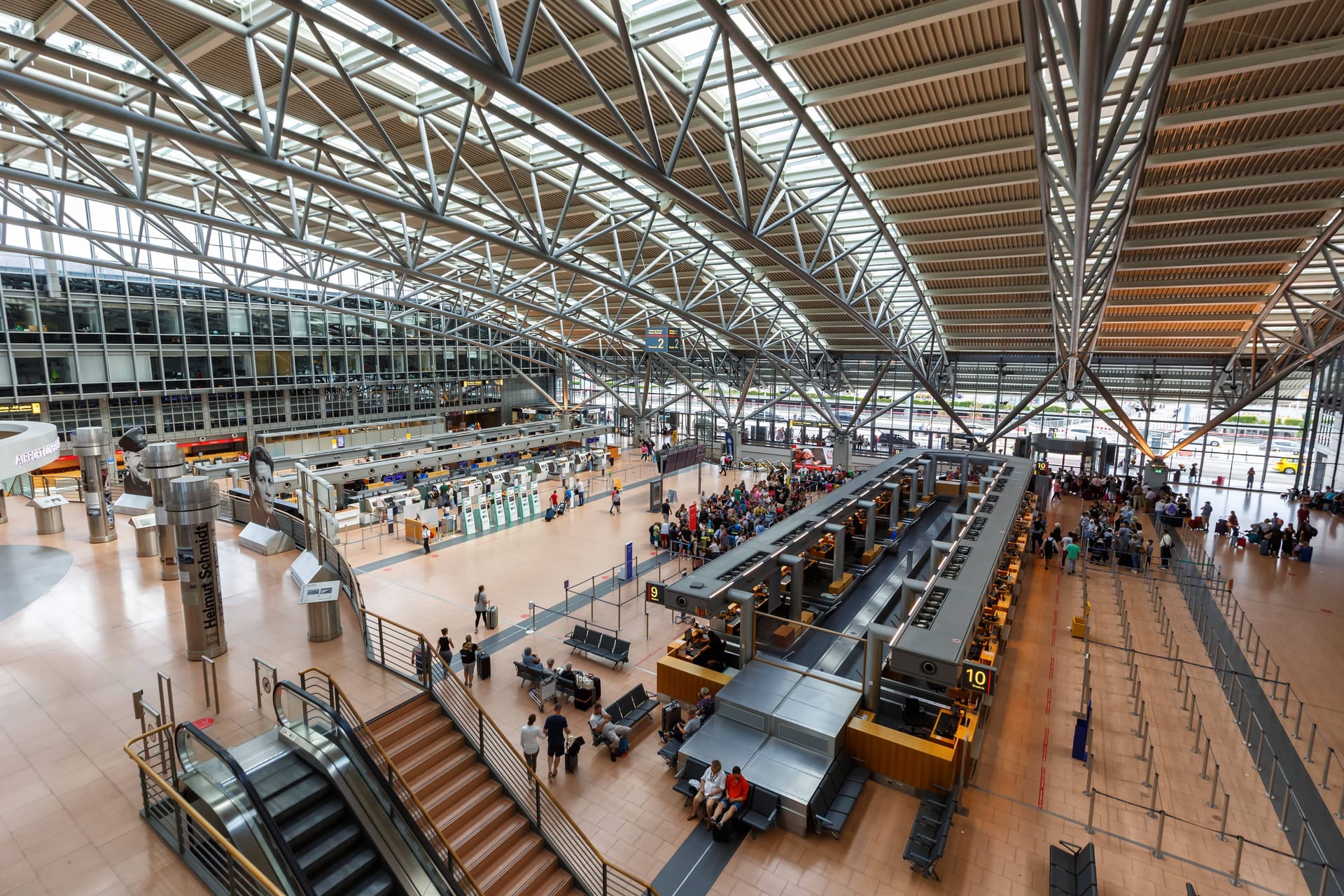 Terminal 2 des Flughafen Hamburg (Symbolfoto): Wegen einer IT-Störung bei mehreren Airlines kommt es zu Verspätungen am Hamburger Flughafen.