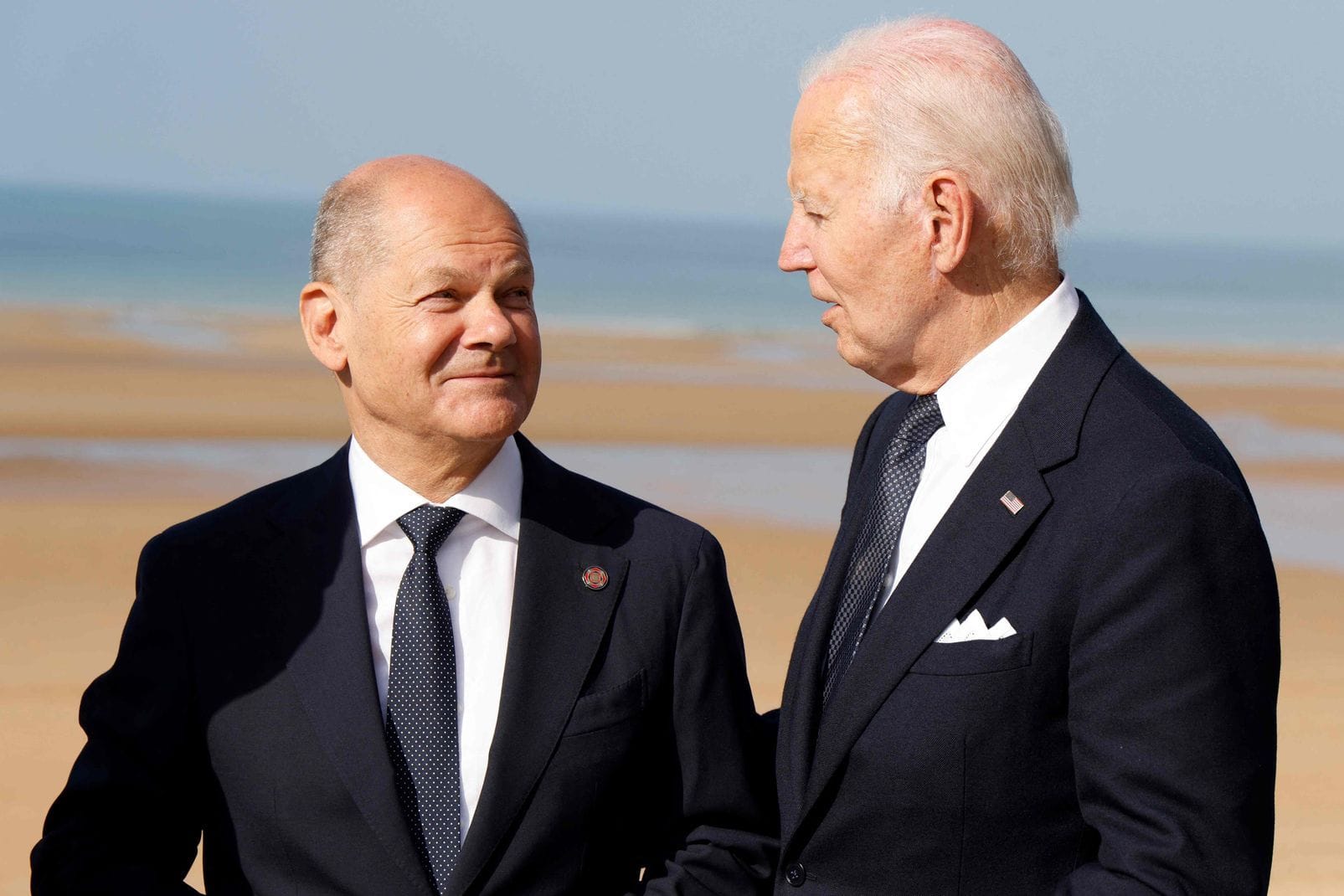 Bundeskanzler Olaf Scholz und Joe Biden: Beim Nato-Gipfel in Washington wird auch wieder die Debatte um den Gesundheitszustand des US-Präsidenten im Mittelpunkt stehen.