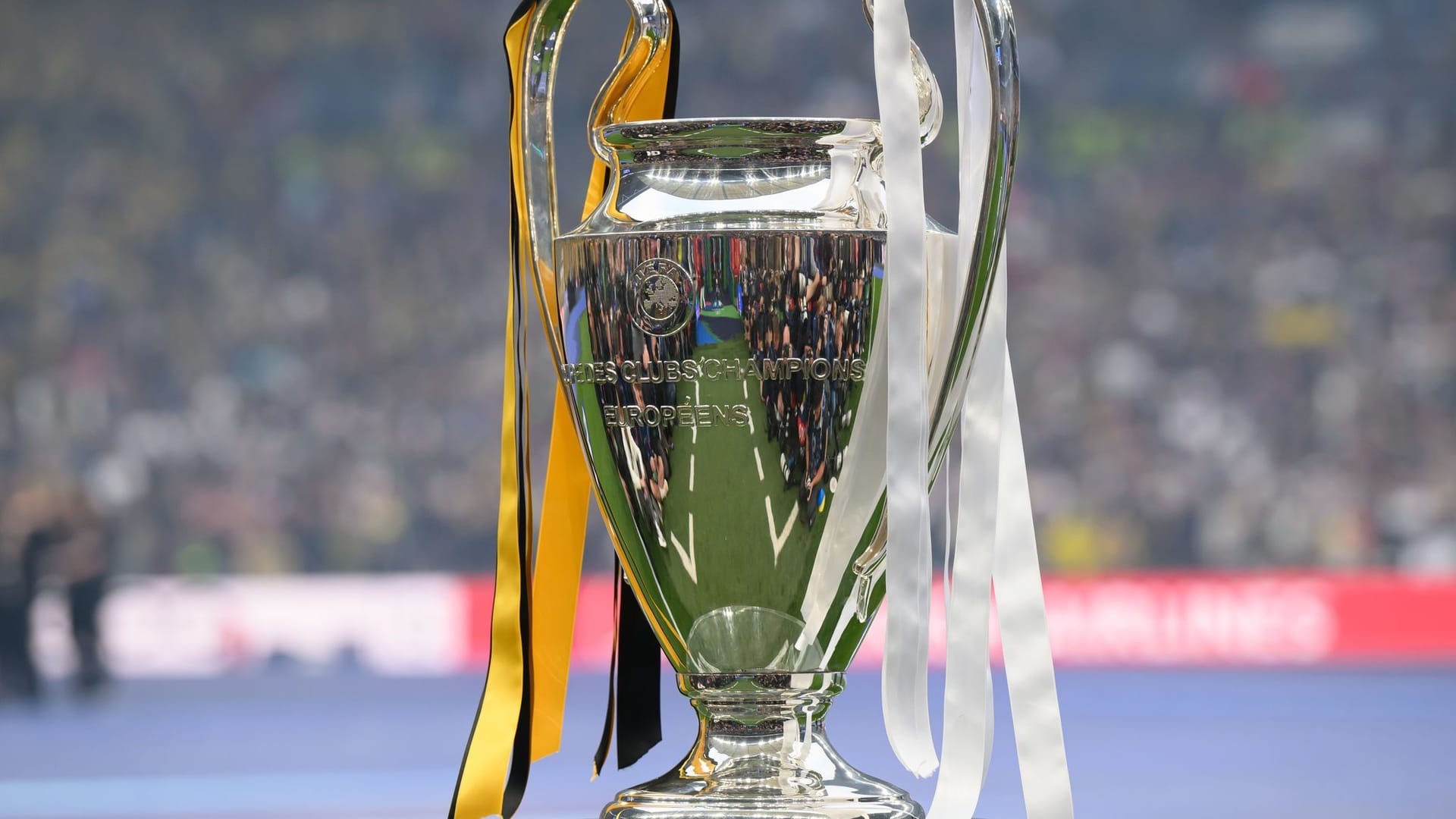 Champions-League-Pokal