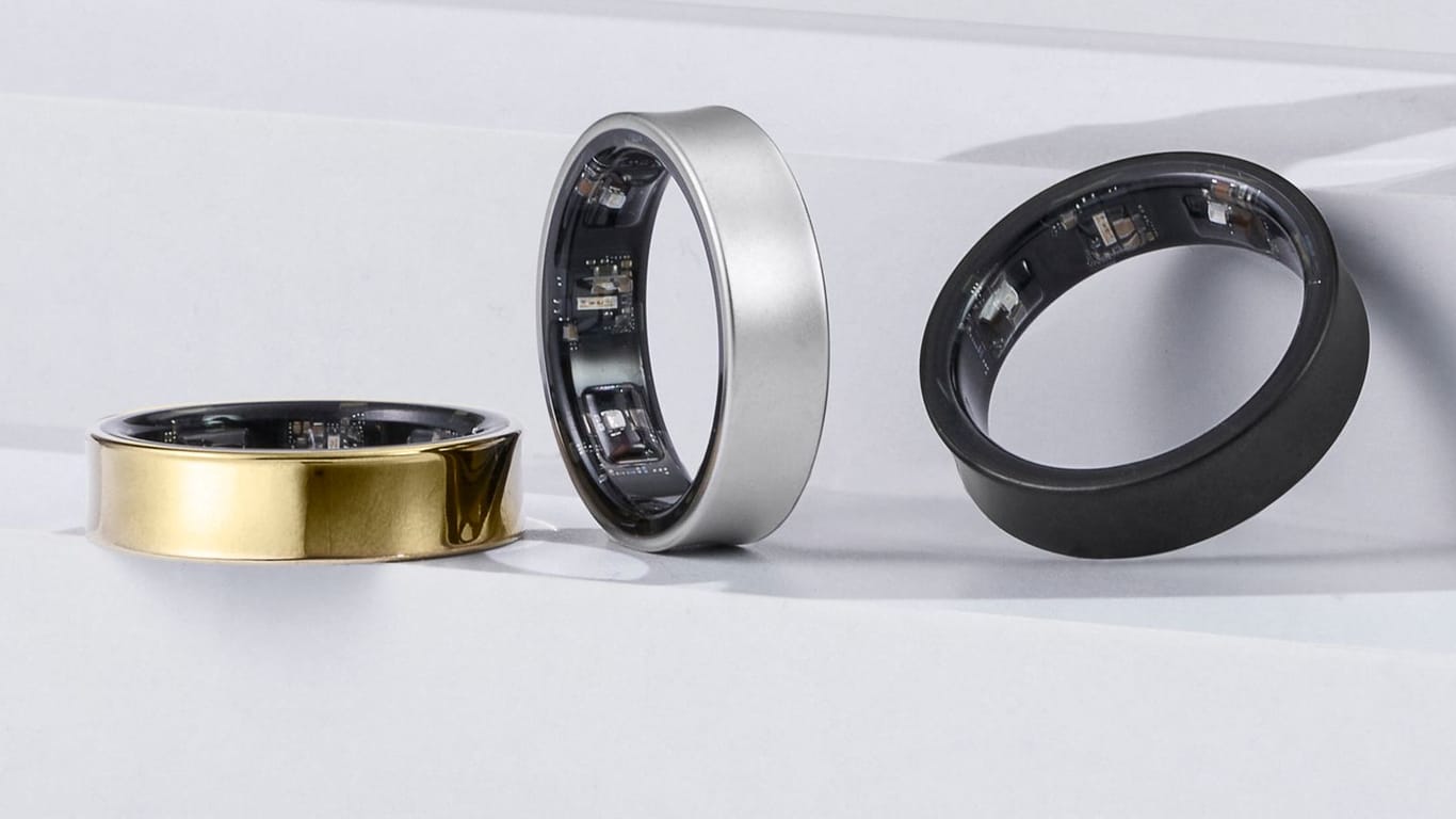 Galaxy Ring: Die Oberfläche mit Titanlegierung ist in Gold, Silber und Schwarz erhältlich.