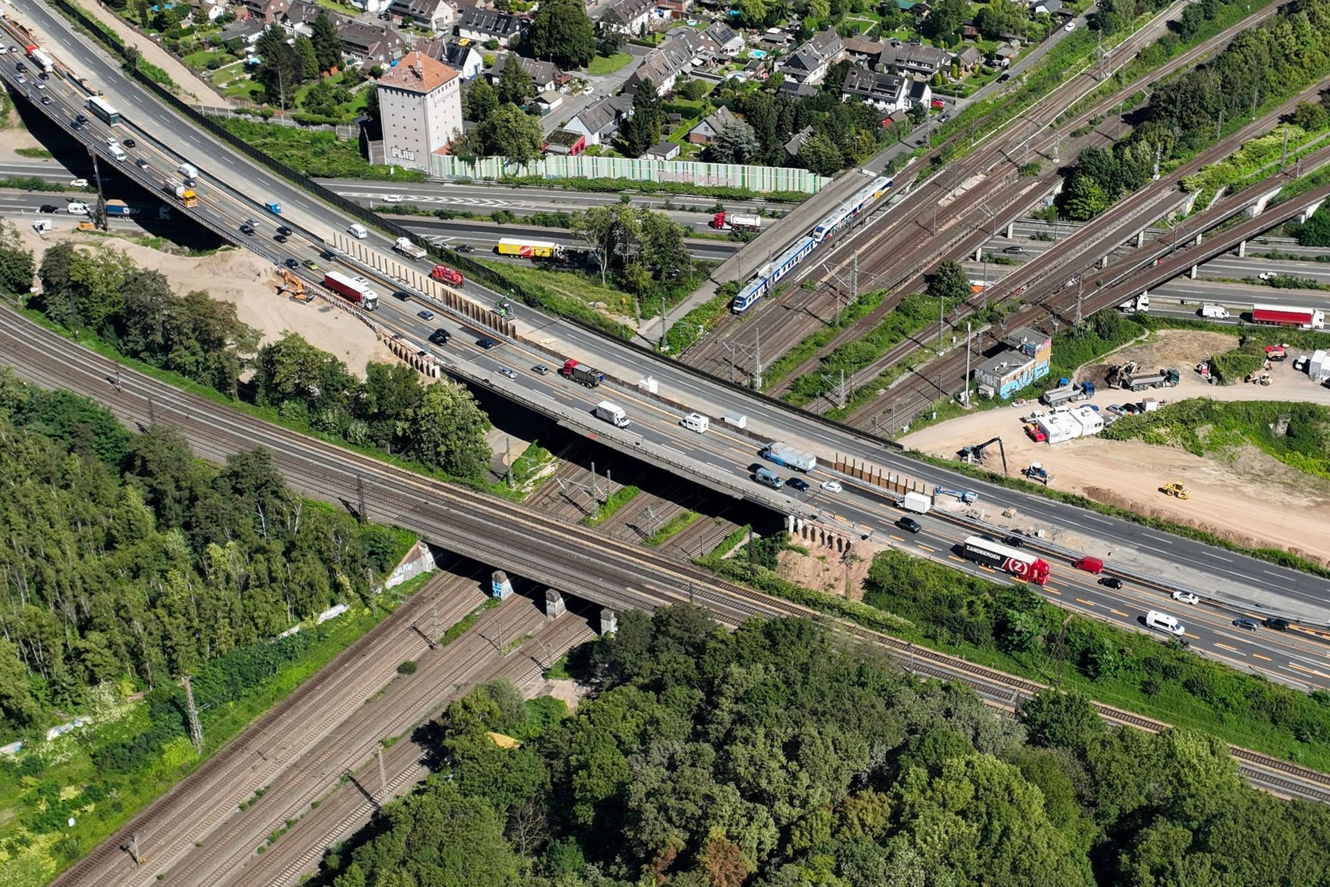 Autobahn A3 Kreuz Kaiserberg