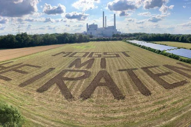 Die Frage aller Fragen: Rund eineinhalb Tage dauerte es, die 15 Buchstaben in das Feld zu pflügen.