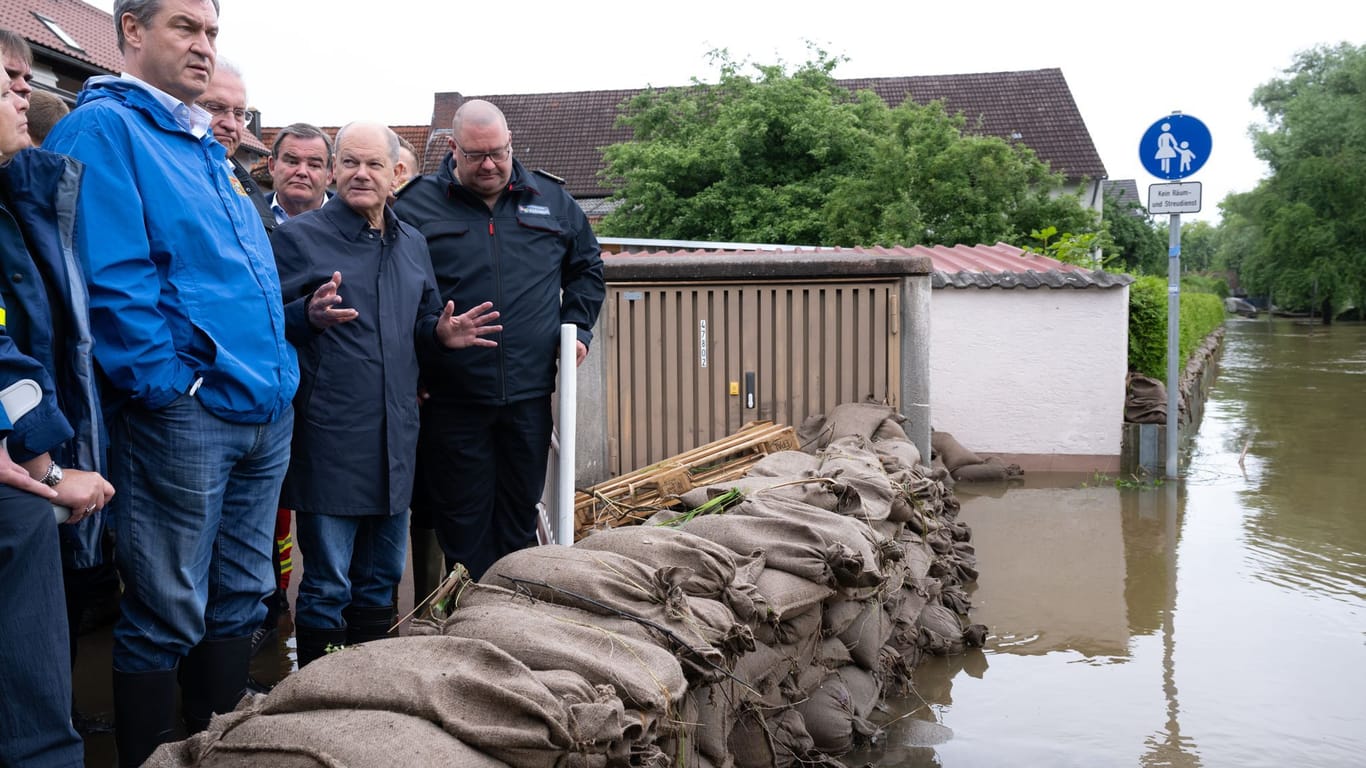 Hochwasser in Bayern - Reichertshofen