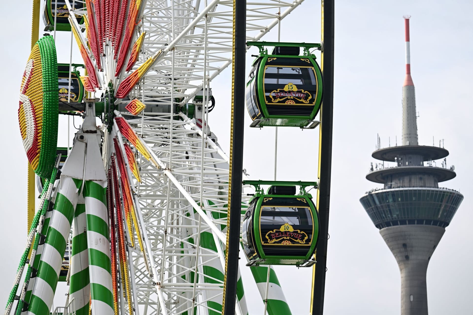 Düsseldorfer Rheinkirmes 2024