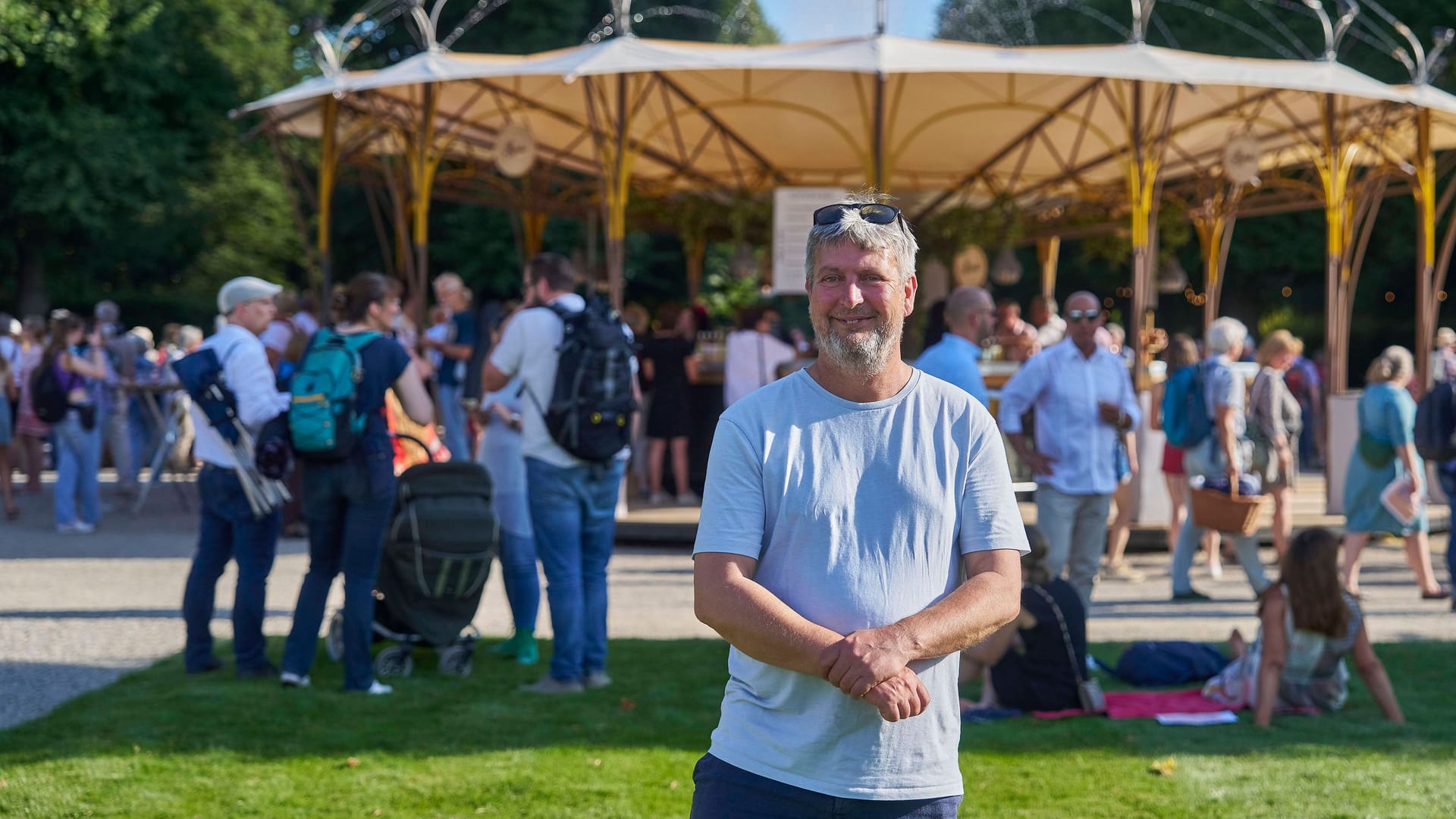 Casper de Vries bei der Vorpremiere zum Kleinen Fest im Großen Garten (Archivbild): Er ist der neue künstlerische Leiter der Veranstaltung.