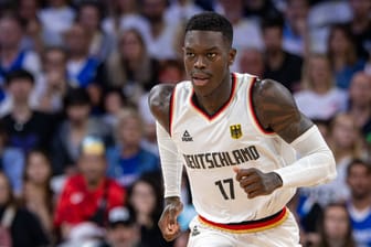 Dennis Schröder: Er trug bei der Eröffnungsfeier die deutsche Fahne.