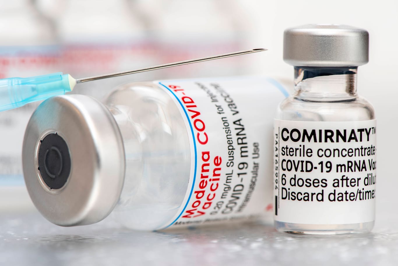 Angepasster Impfstoff Comirnaty: Das Präparat kommt vom Hersteller Biontech.