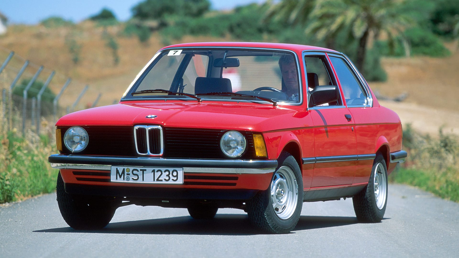 Der 3er (erste Generation, 1975-1983): Seit sieben Generationen zählt er zu den erfolgreichsten BMW-Modellen. Und als eine der wenigen klassischen Limousinen ist er immer noch gefragt.