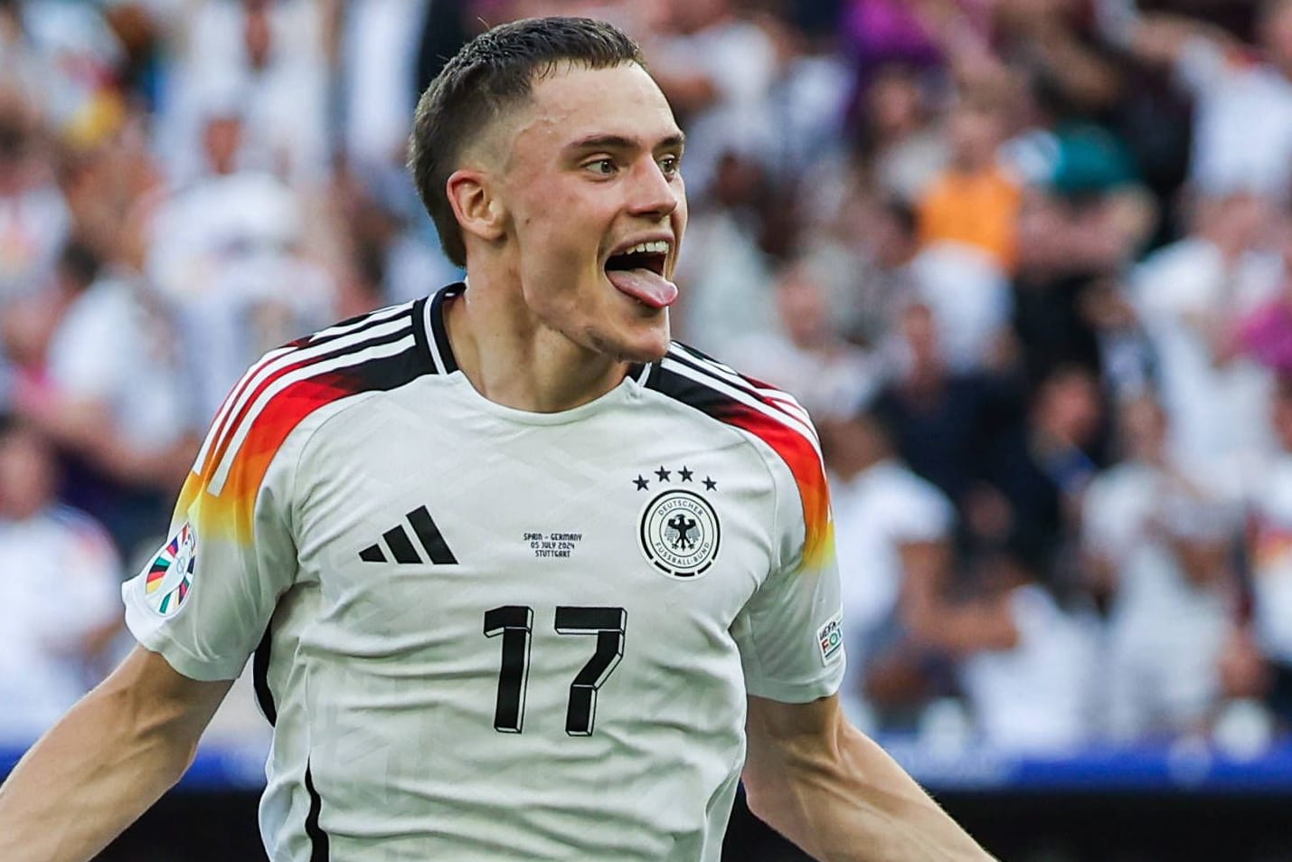 Florian Wirtz: Der Fußballer hat sich ein Umstyling gegönnt.