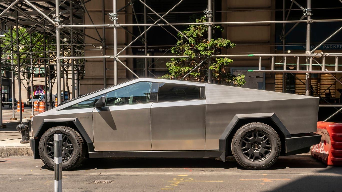 Tesla Cybertruck in New York: Bisher scheitert das Auto an den europäischen Sicherheitsvorschriften.