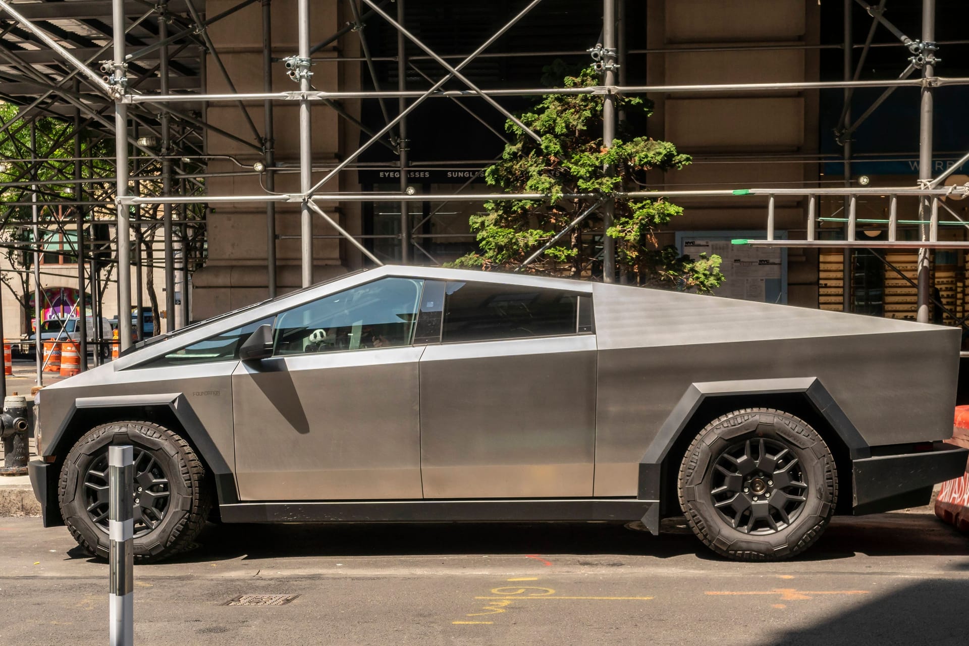 Tesla Cybertruck in New York: Bisher scheitert das Auto an den europäischen Sicherheitsvorschriften.