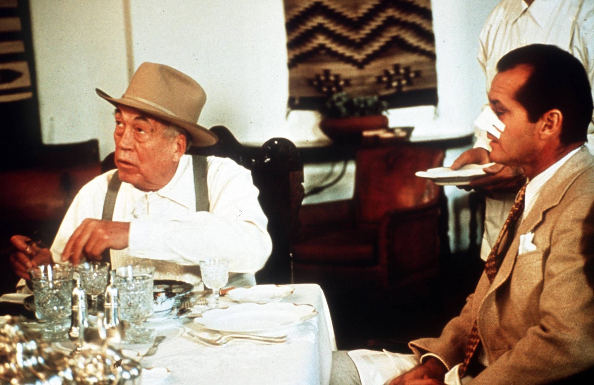 John Huston und Jack Nicholson am Set von "Chinatown"