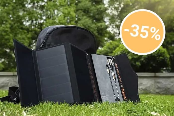 Geräte unterwegs schnell und umweltfreundlich aufladen: Aldi hat eine Solar-Powerbank im Angebot.