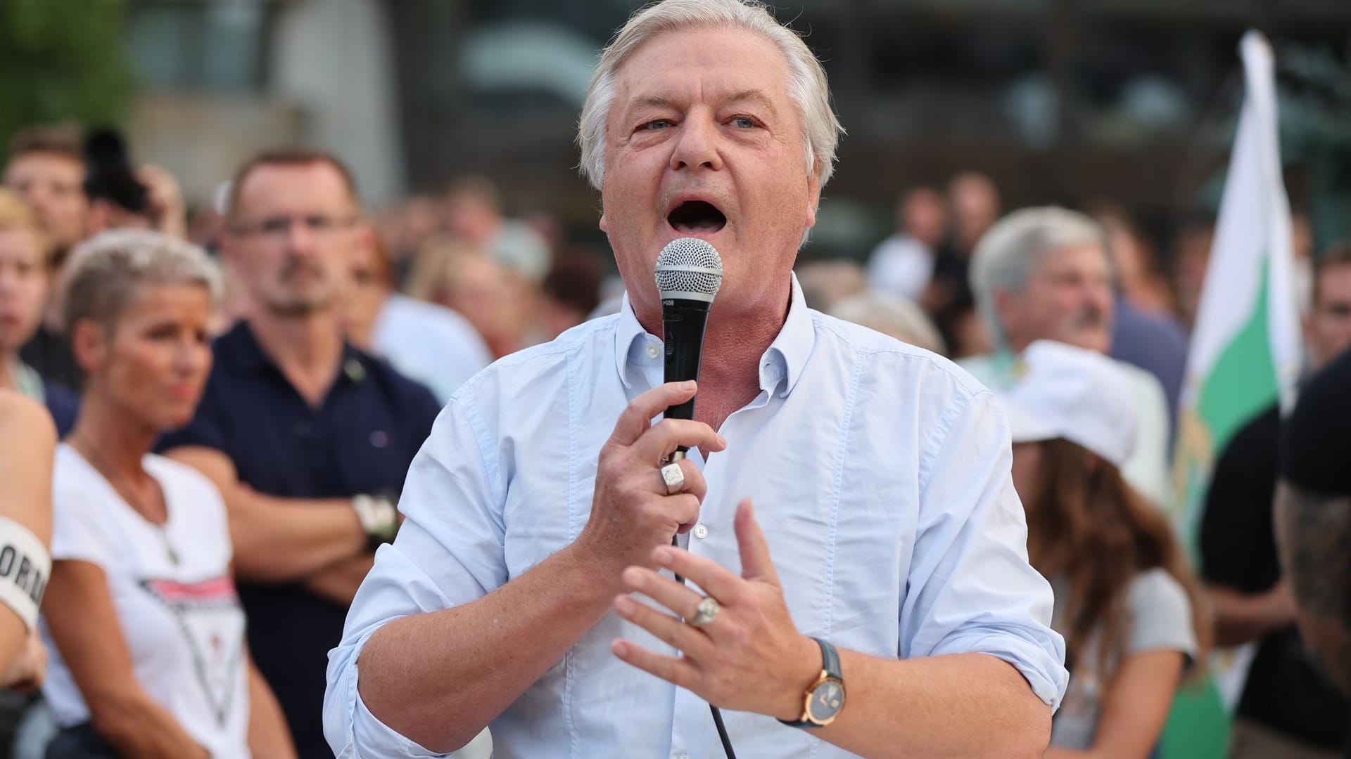 Demonstration in Leipzig - Jürgen Elsässer