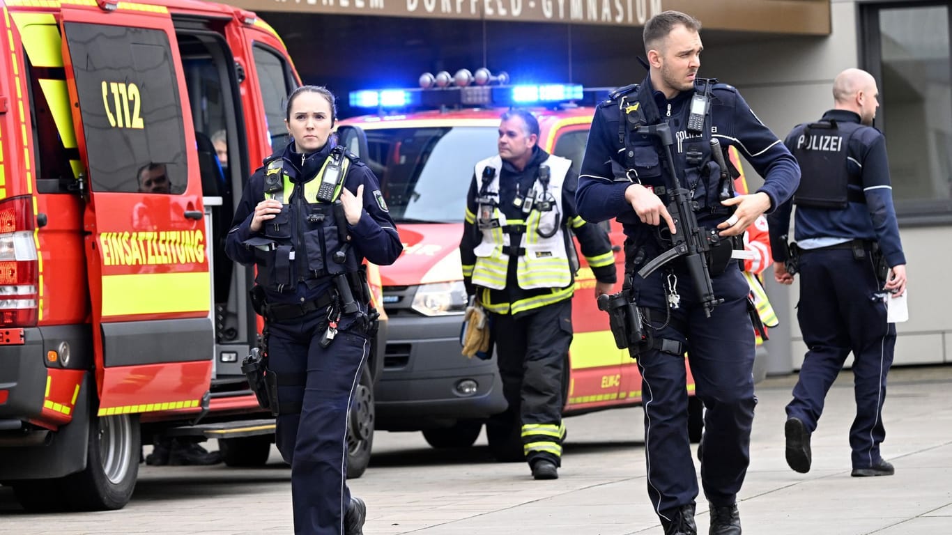 Polizeieinsatz nach Messerangriff an Schule