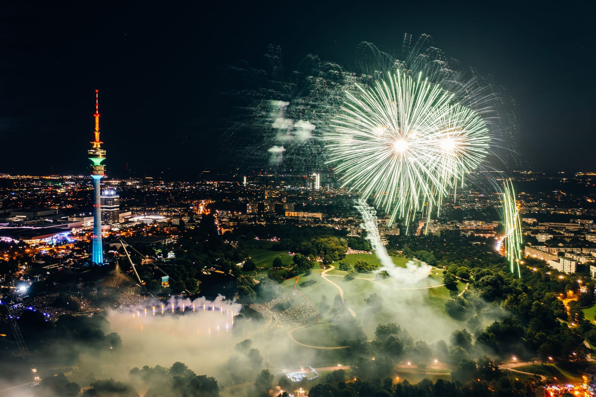 Beeindruckende Show: Insgesamt 33 Minuten dauerte das Feuerwerk zum Abschluss des Sommernachtstraums.