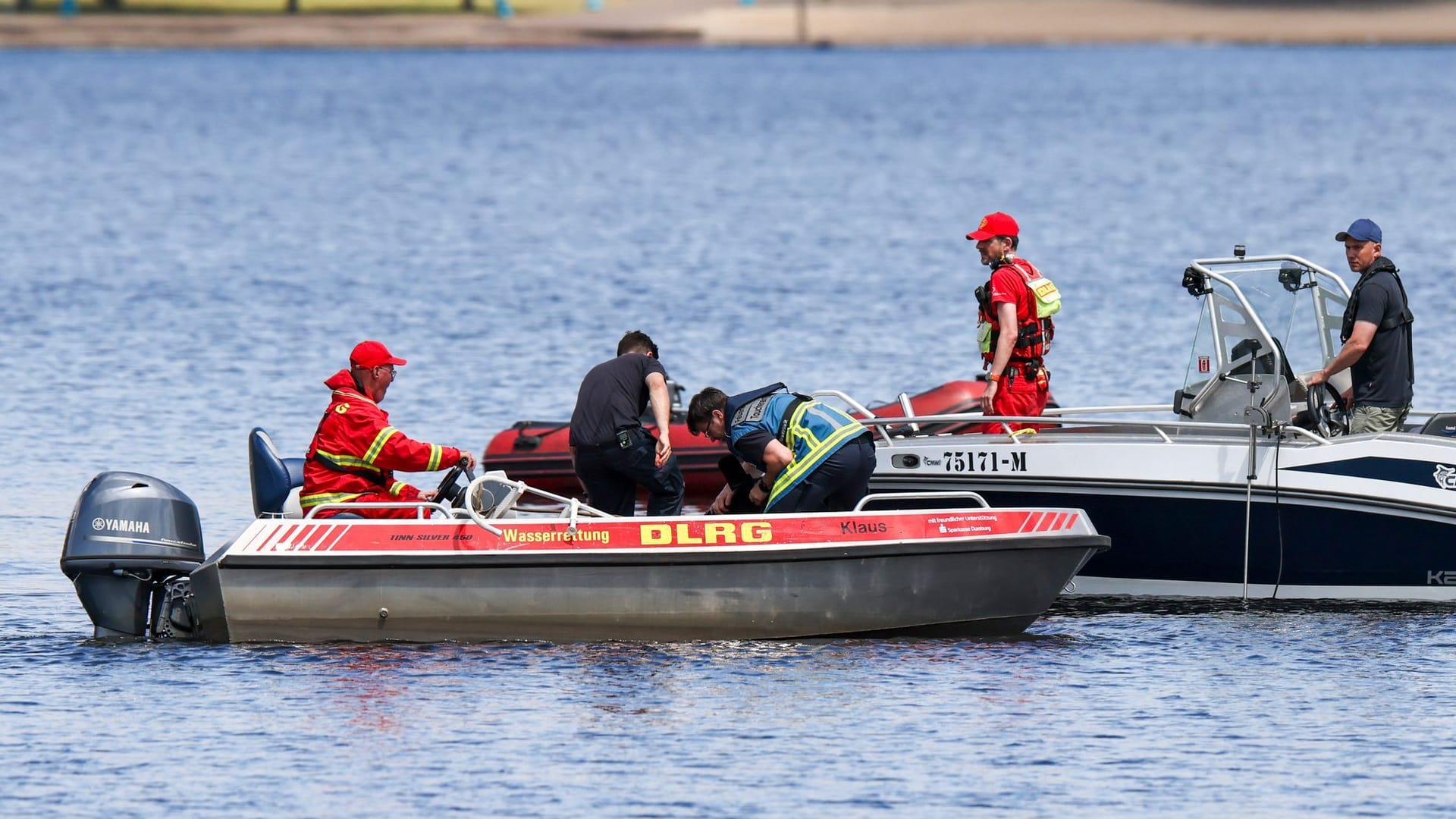 Mann in Duisburger See ertrunken - Feuerwehr im Einsatz