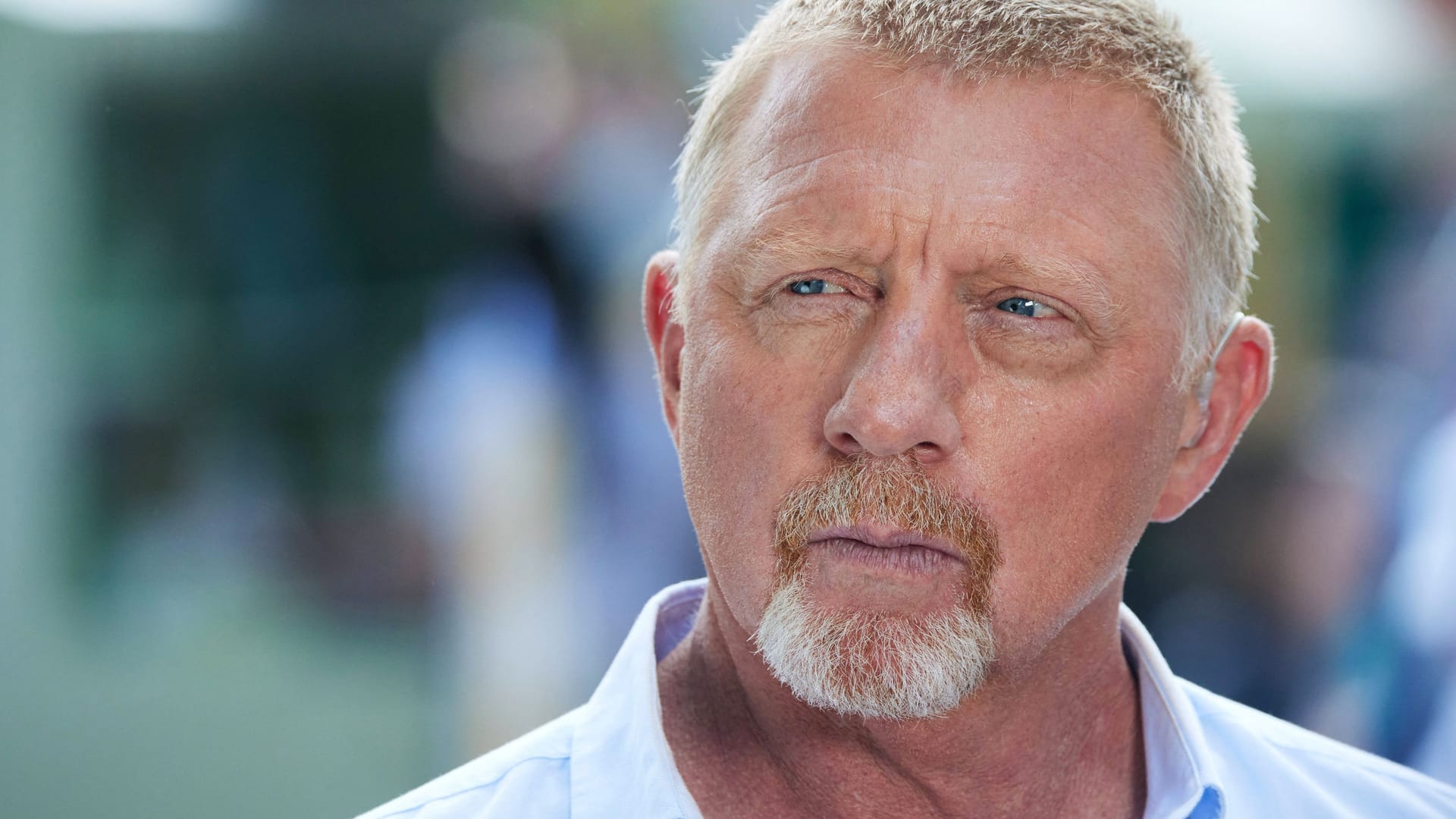 Boris Becker: Er hat mit einem Post auf X irritiert.