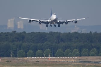 Flugverkehr in Frankfurt wegen Klimaaktivisten eingestellt