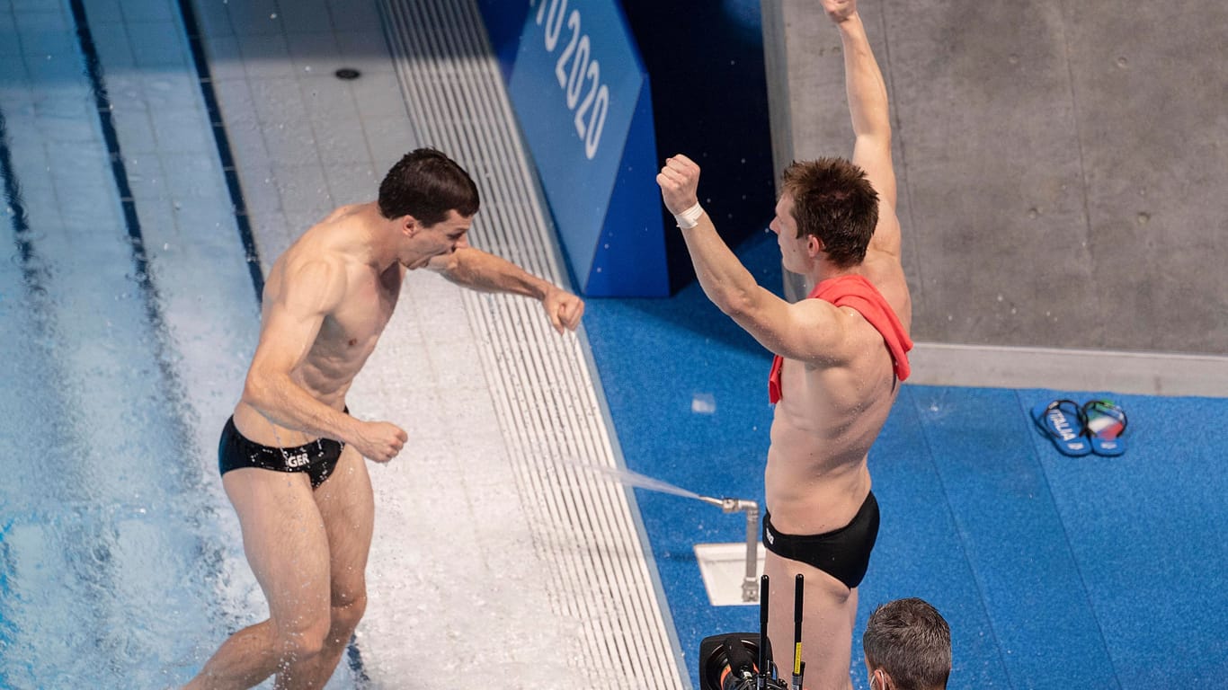 Patrick Hausding (l.) und Lars Rüdiger in Tokio: Der Moment, in dem sie von Bronze erfuhren.