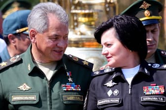 Tatjana Schewzowa: Sie stand lange an der Seite von Verteidigungsminister Sergej Schoigu.