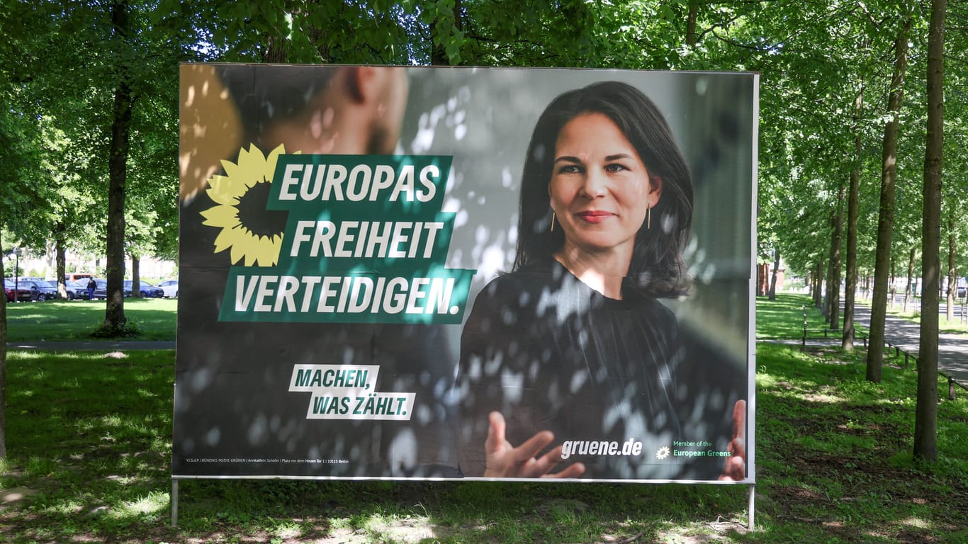 Europawahl 2024: Die Grünen plakatierten auch Baerbock.