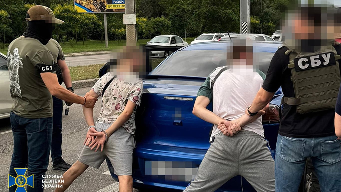 Die Festnahme: Die drei Verdächtigen wurden in Odessa festgesetzt.