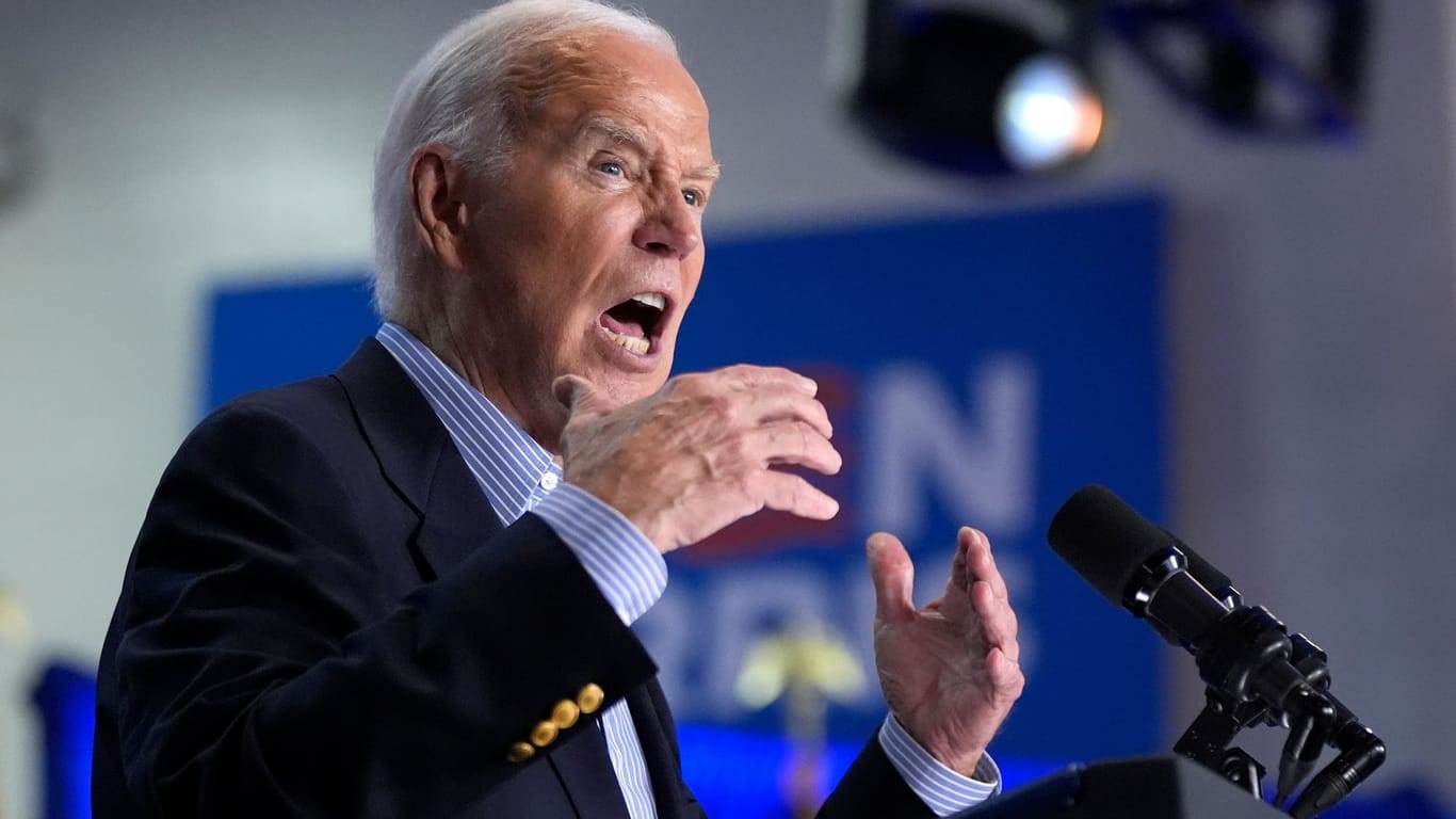 Wahlkampf in den USA - Biden bleibt im Rennen