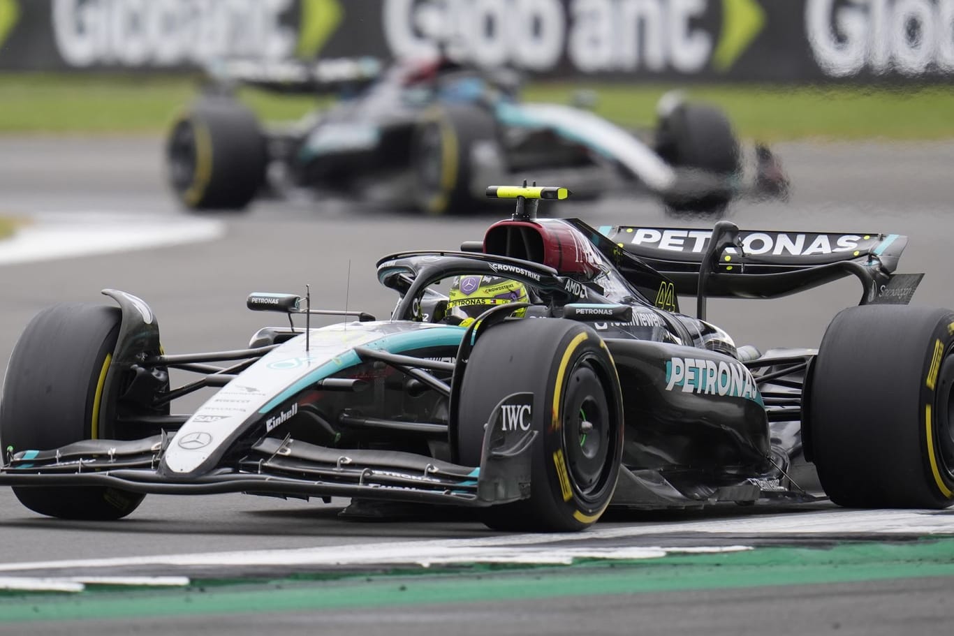 Lewis Hamilton: Nach fast drei Jahren gewann er wieder ein Formel-1-Rennen.